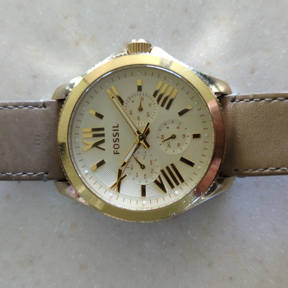 Fossil Cecile AM4529 yellow gold multifunction watch